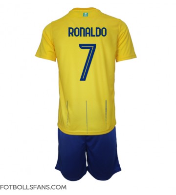 Al-Nassr Cristiano Ronaldo #7 Replika Hemmatröja Barn 2023-24 Kortärmad (+ Korta byxor)